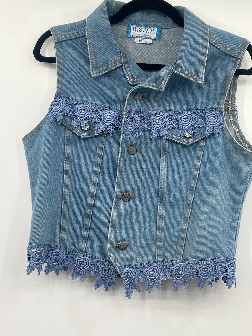 Vintage R.S.V.P. Denim Vest M Floral Lace Trim Cropped Western Cottagecore USA